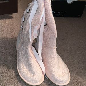 Knit Uggs
